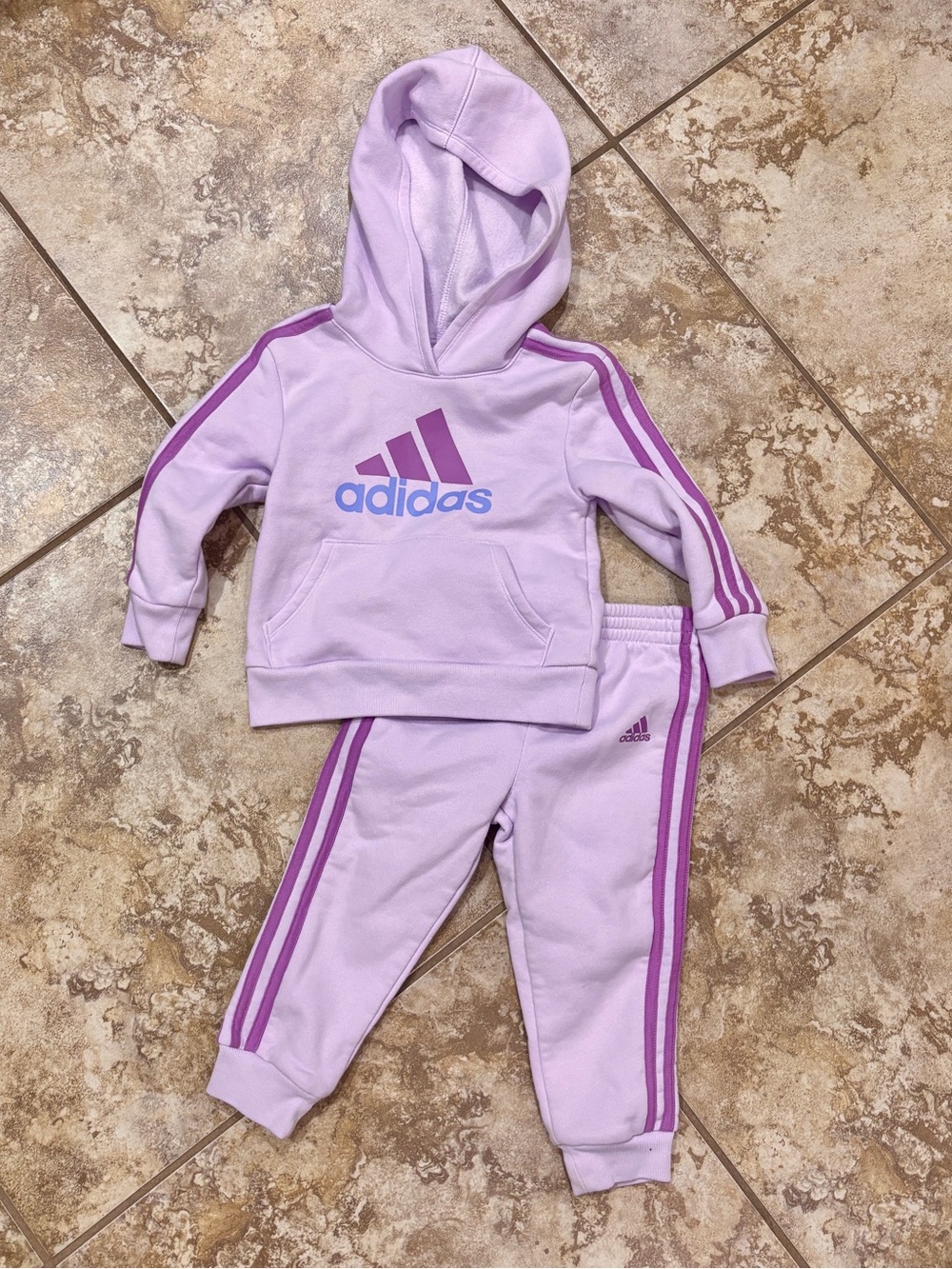 Adidas Sweatshirt & Sweatpants Set